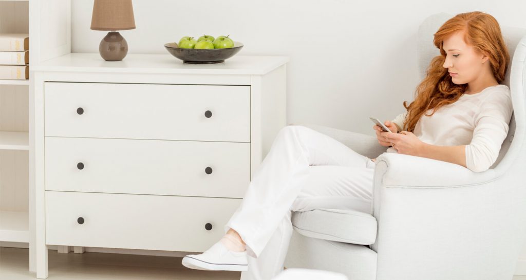 como o uso de smartphones altera sua coluna